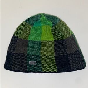 Bula Hat / Winter Toque Green Black / Made in Canada